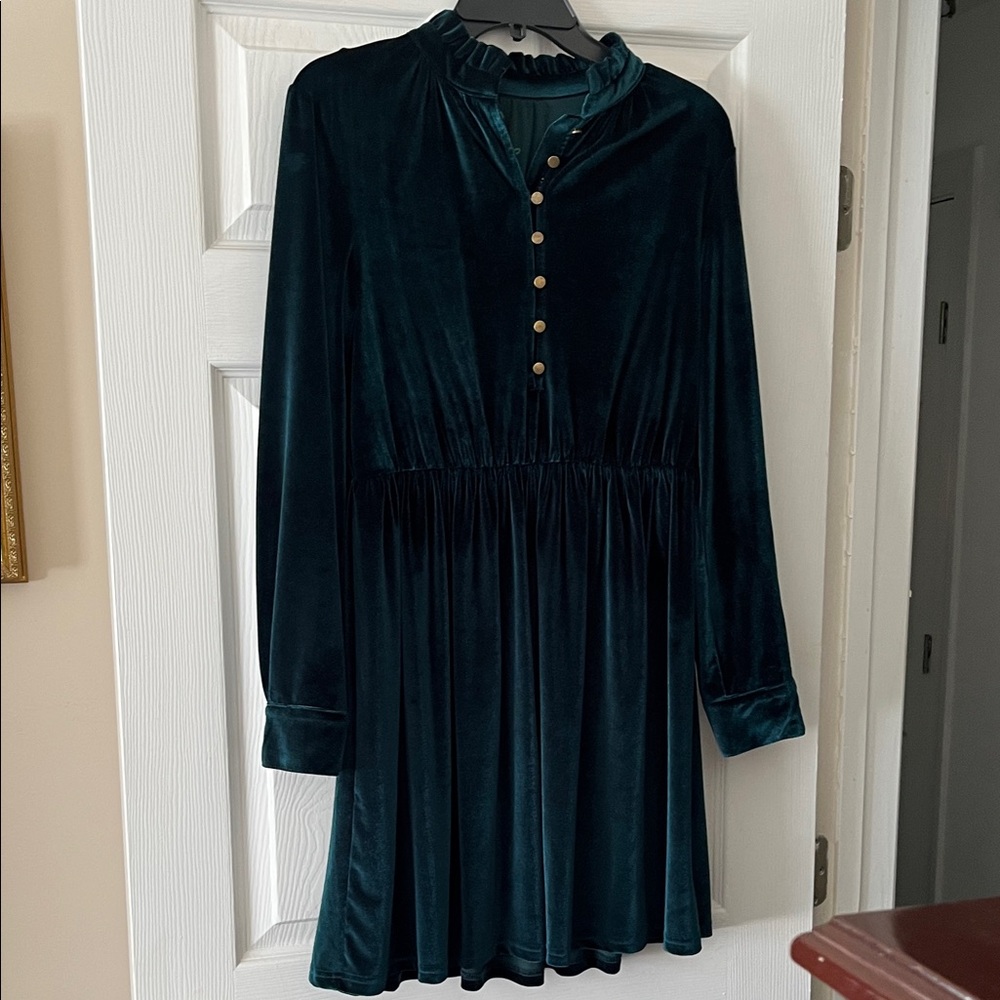 Elegant Teal Velvet Dress